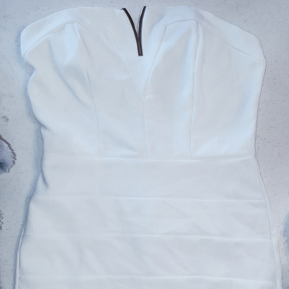 White strapless dress